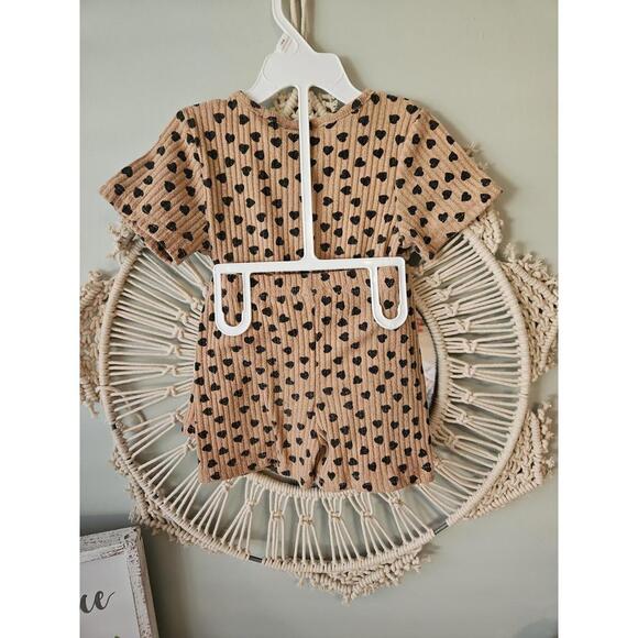 Outfit set of shorts and shirt - Picture 2 of 2